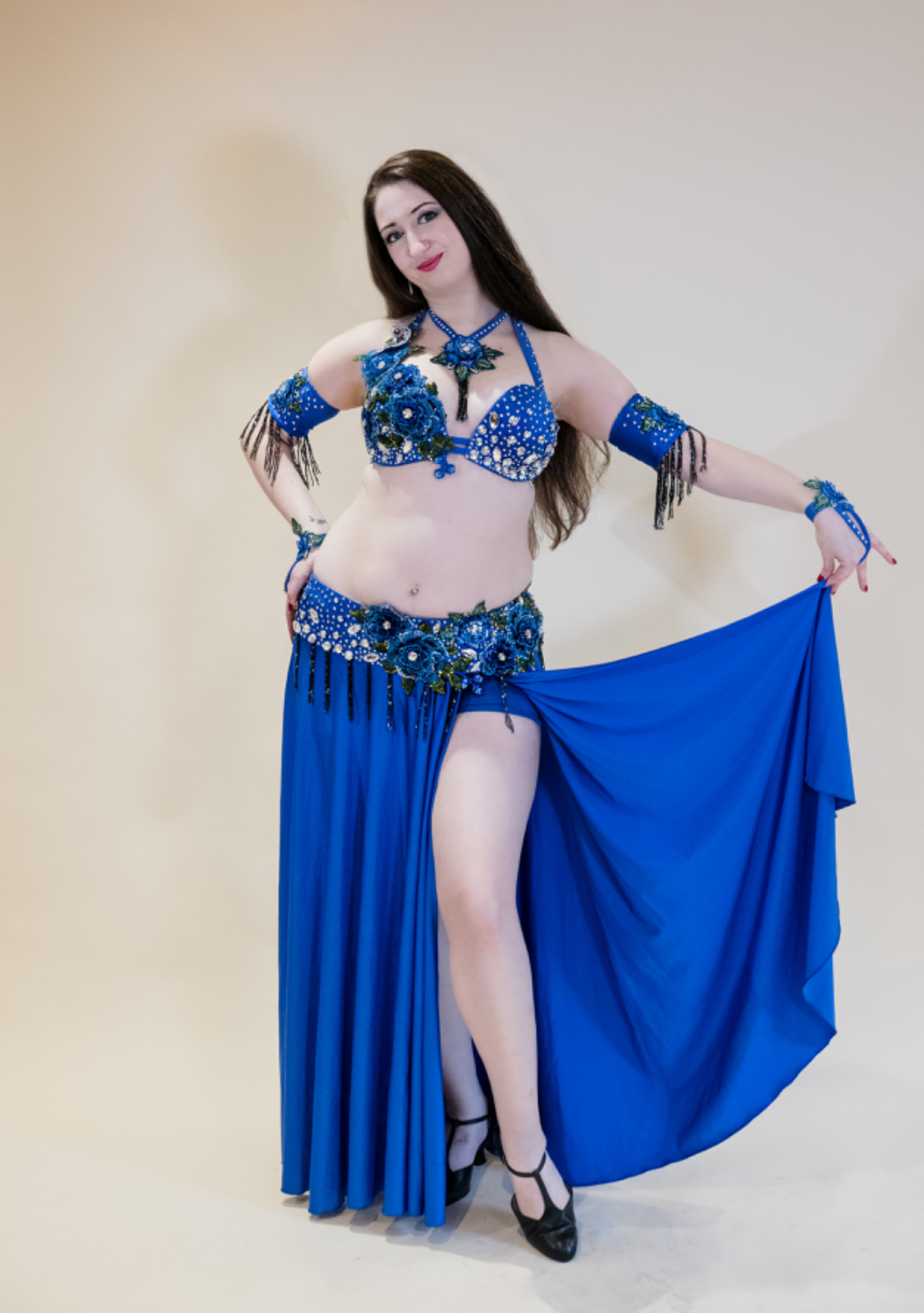 01 Sureya:  Saturday 9.30 – 11.30am:  Turkish Oryantal